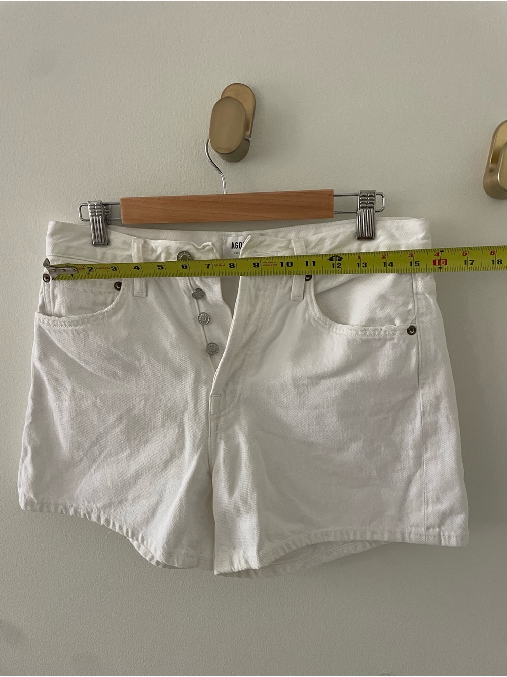 White Agolde Shorts - Picture 8 of 8